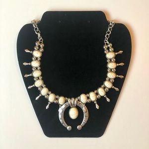 NWT Dakota Necklace